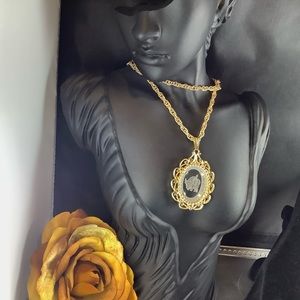 Trifari Taurus zodiac sign glass cameo necklace